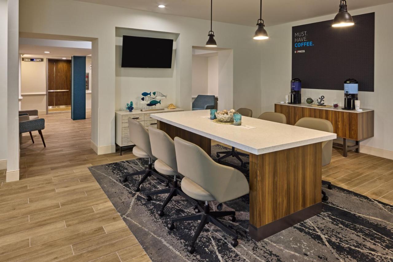 Holiday Inn Express & Suites Charleston Dwtn -Westedge By Ihg Zewnętrze zdjęcie