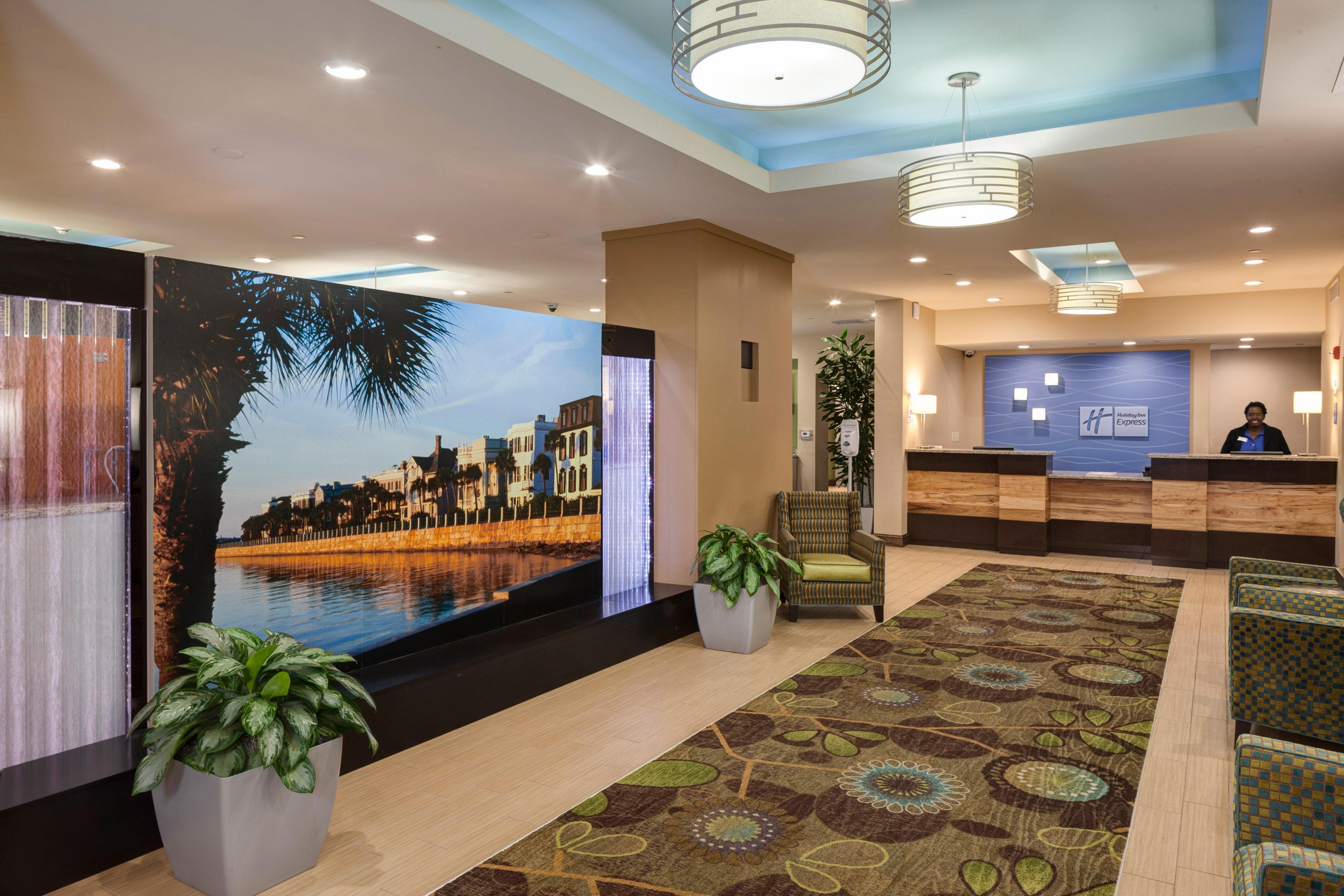 Holiday Inn Express & Suites Charleston Dwtn -Westedge By Ihg Zewnętrze zdjęcie