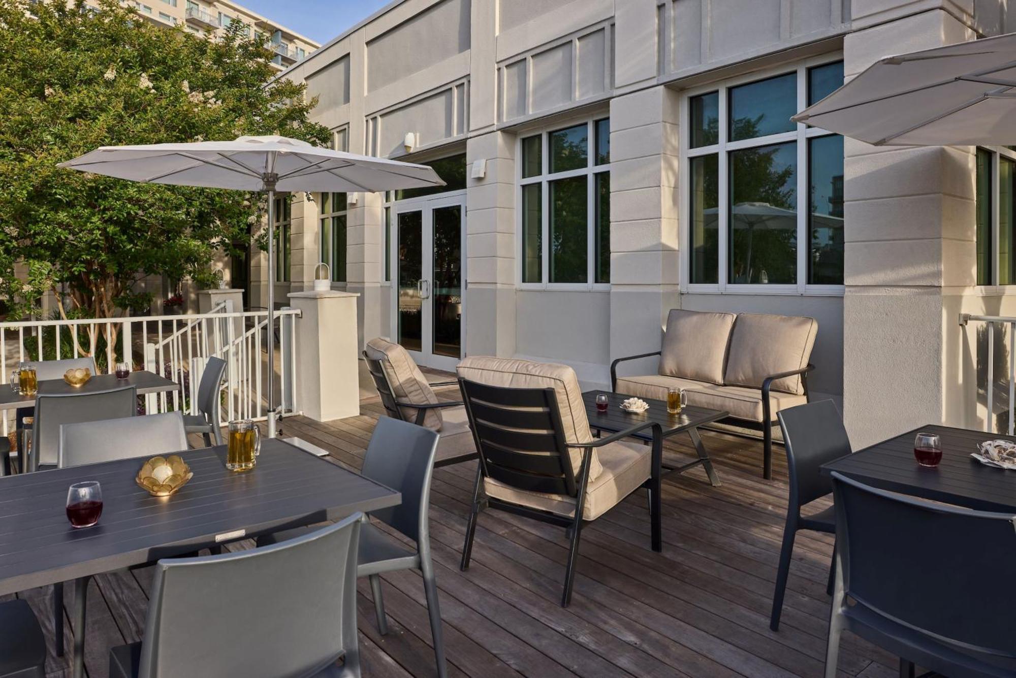 Holiday Inn Express & Suites Charleston Dwtn -Westedge By Ihg Zewnętrze zdjęcie