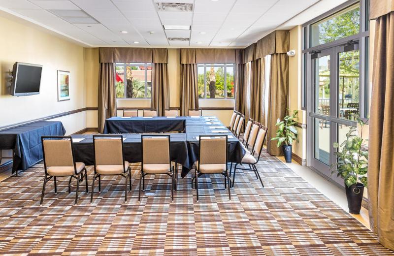 Holiday Inn Express & Suites Charleston Dwtn -Westedge By Ihg Zewnętrze zdjęcie