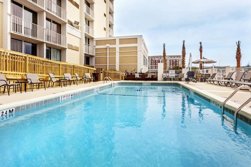 Holiday Inn Express & Suites Charleston Dwtn -Westedge By Ihg Zewnętrze zdjęcie
